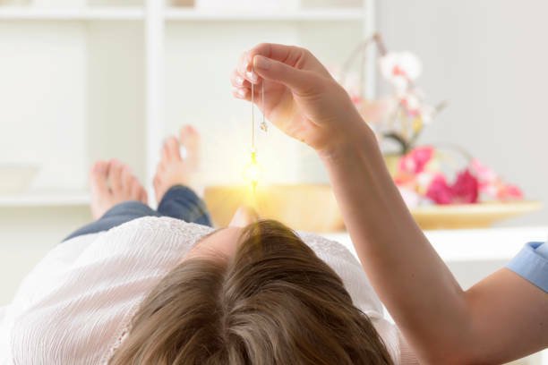 ¿Sufres de ansiedad u otros problemas? Descubre cómo la hipnosis puede ayudarte a tratarlos